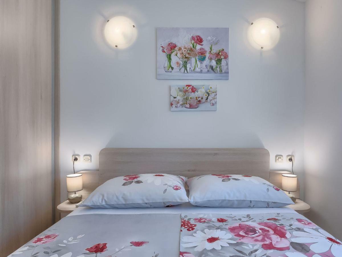 Holiday Home Country House D&D By Interhome 普拉 外观 照片